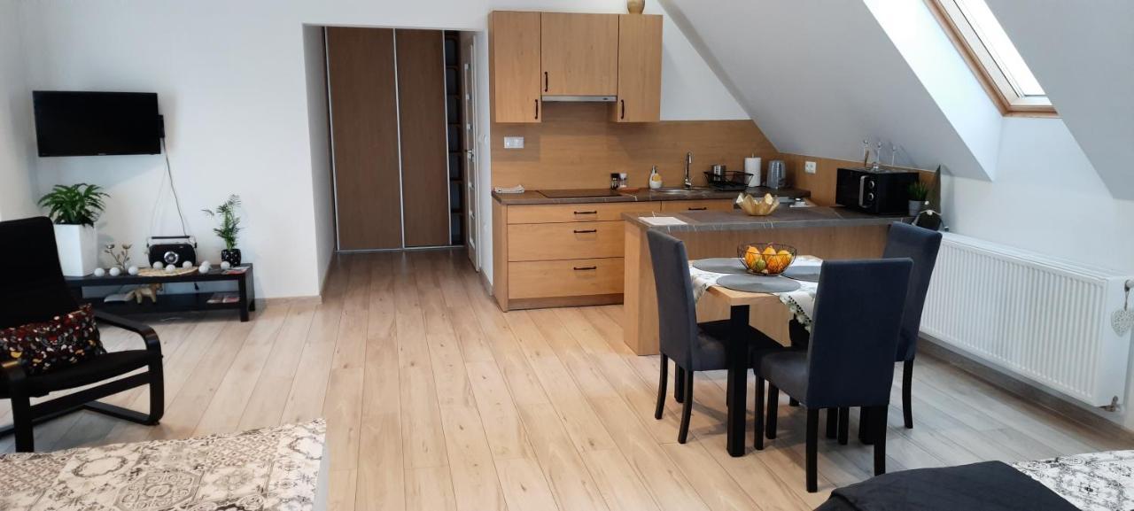 Apartamenty U Piotra Чарны-Дунаец Экстерьер фото